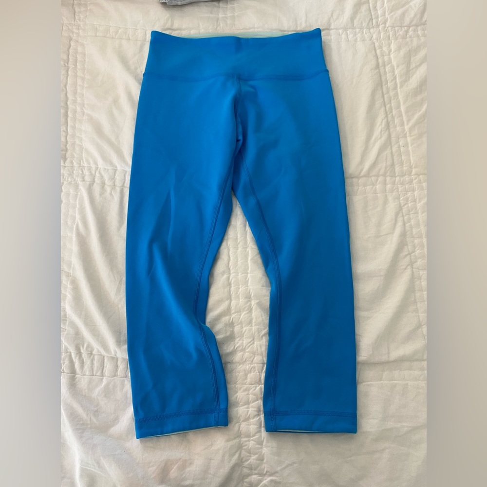 Lululemon Bright Blue 18” Leggings Size 4